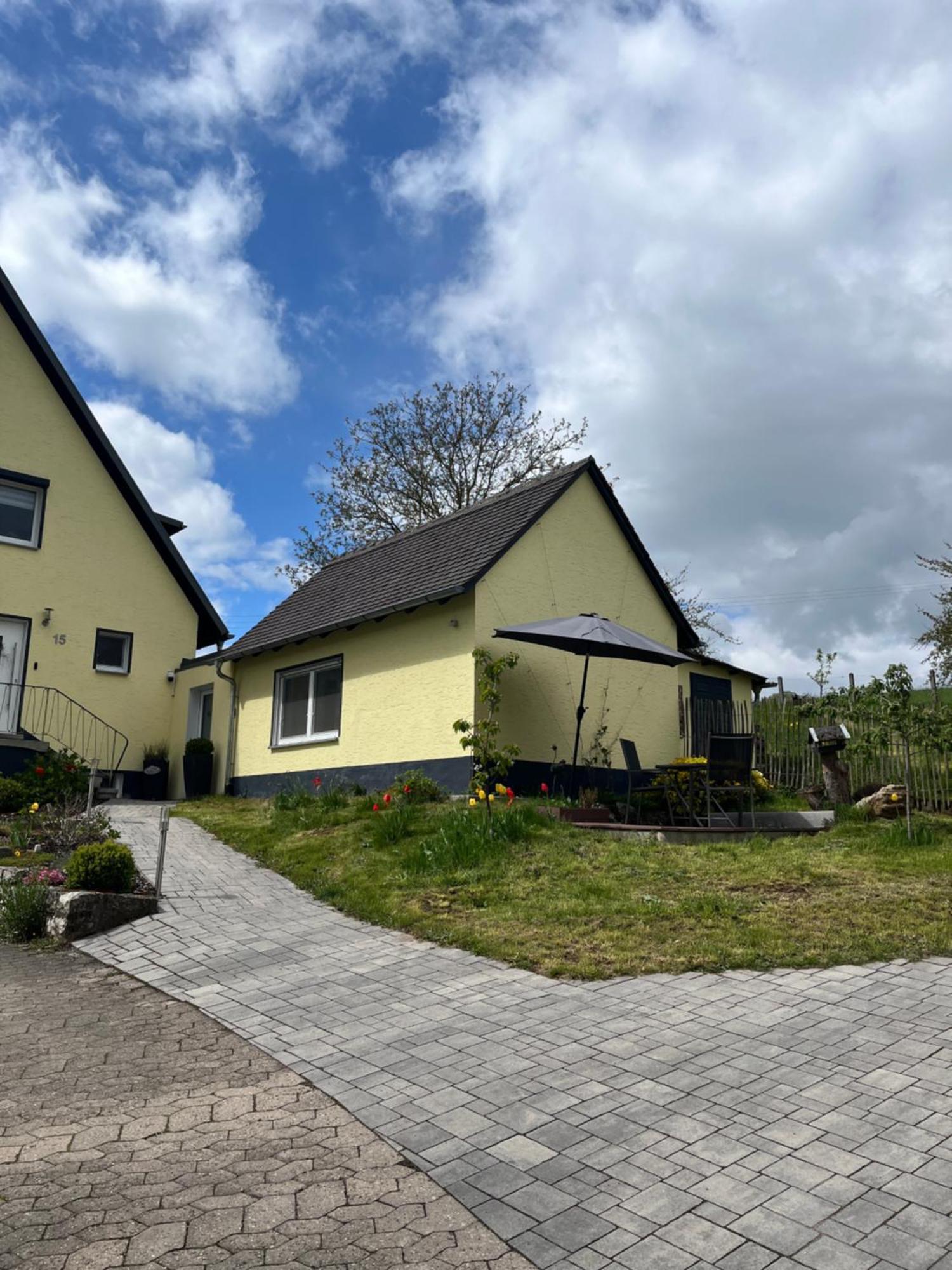 Fewo Haus Hutzelbuck In Idyllisch-Gruener Lage Naehe An Ansbach Exterior photo